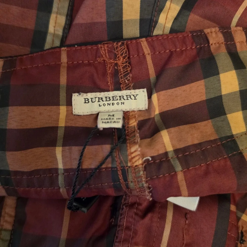 Burberry‎ London Burgundy Black Tan Plaid Tie Waist Board Shorts Size Medium GC